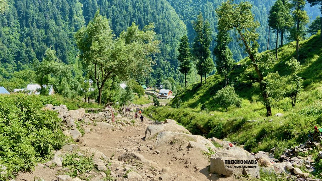 The final descend after the maggie point - towards Narnag - was the toughest of our entire trek. The locals call this tiger face. It was a painful, long and tricky climb down.- Kashmir Great Lakes Trek, Premium