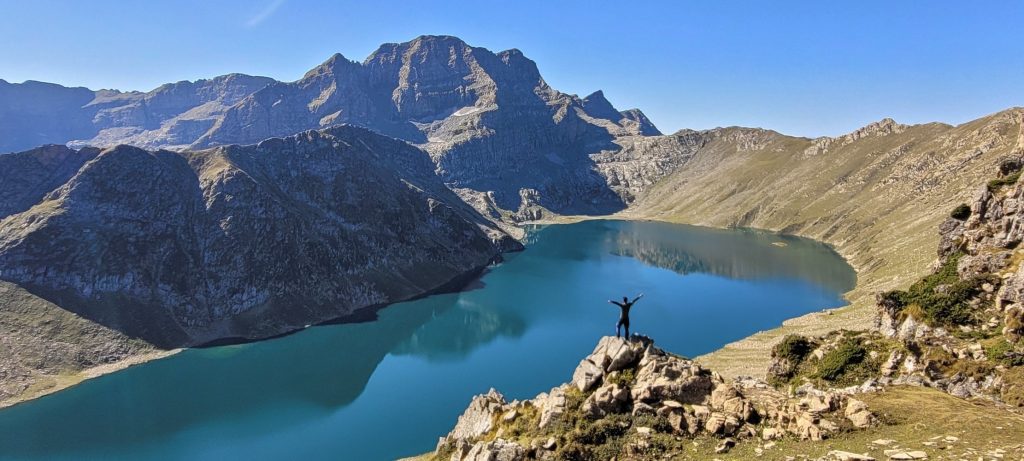 kashmir tarsar marsar lake trek 